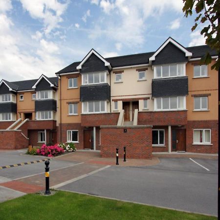 Kings Court Holiday Apartments Tralee Exterior photo